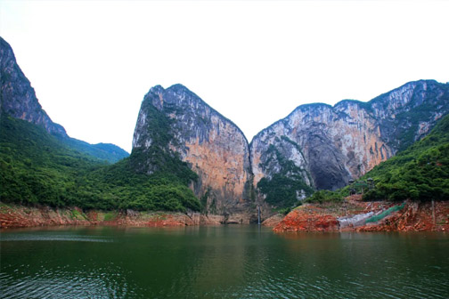 A4:恩施大峡谷 + 女儿城 + 梭布垭石林 品质 3日游